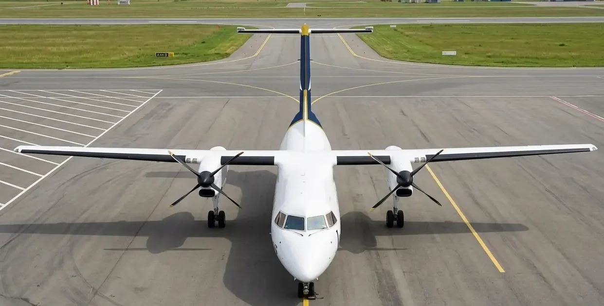 q 400 (2) q 400 (2)